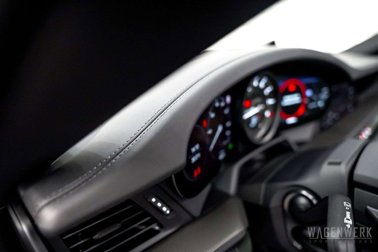 Porsche 992 Targa 4 GTS