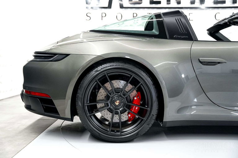 Porsche 992 Targa 4 GTS