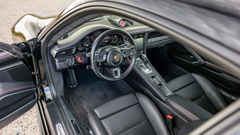 Porsche 991.2 Carrera 4 GTS