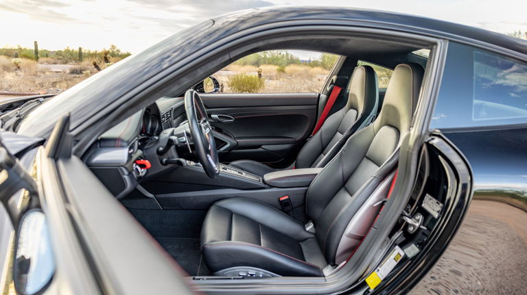 Porsche 991.2 Carrera 4 GTS