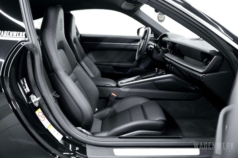 Porsche 992 Carrera S