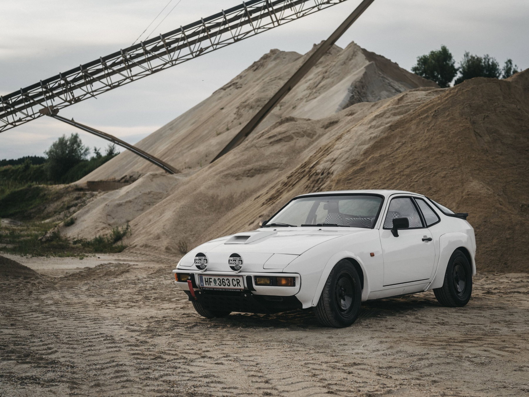 Porsche 924 1976 - elferspot.com - Marketplace for Porsche Sports Cars