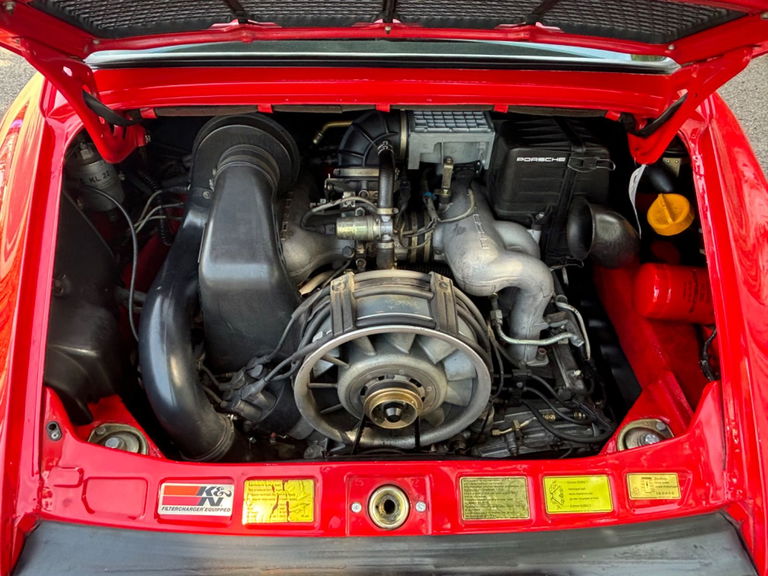 Porsche 911 Carrera 3.2