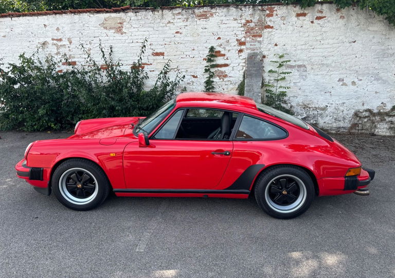 Porsche 911 Carrera 3.2