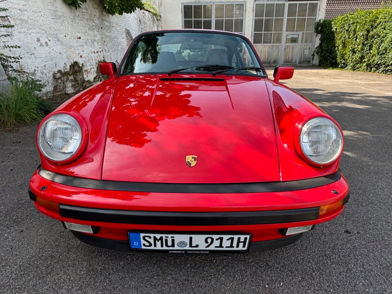 Porsche 911 Carrera 3.2