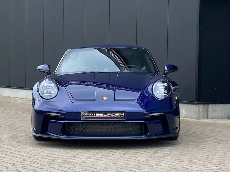 Porsche 992 GT3 Touring