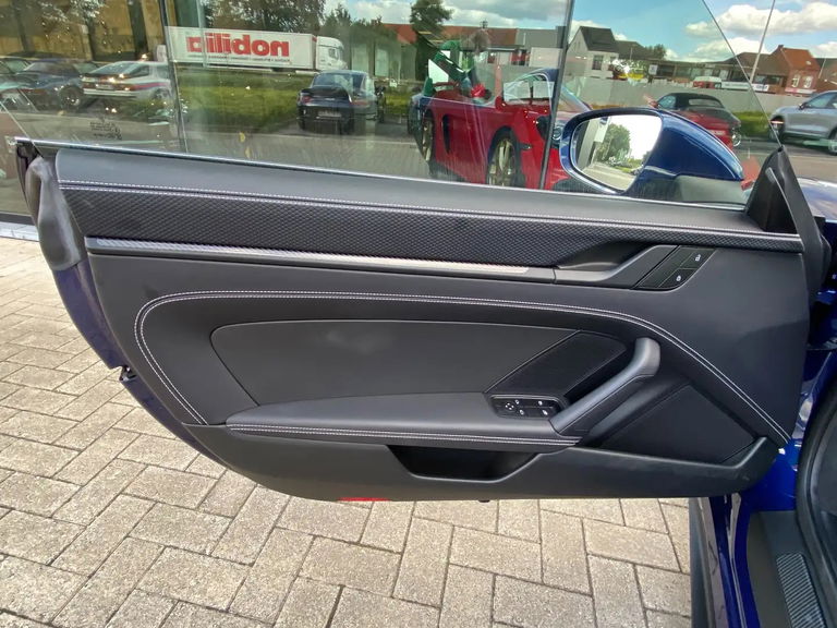 Porsche 992 GT3 Touring