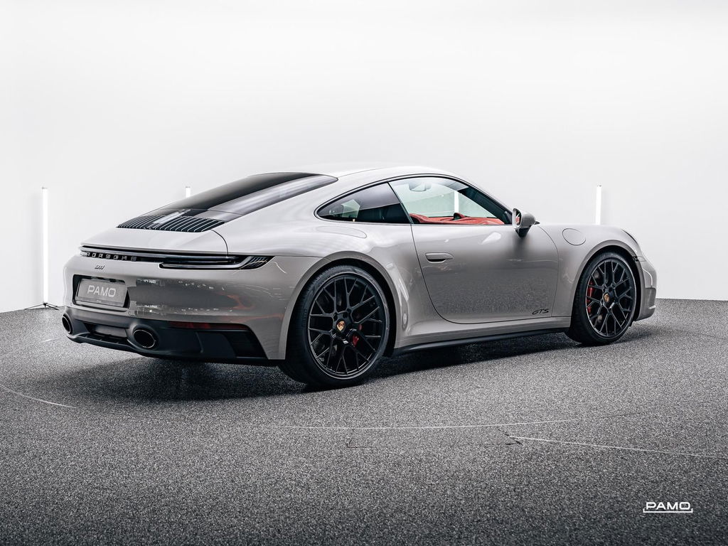 Porsche 992 Carrera GTS