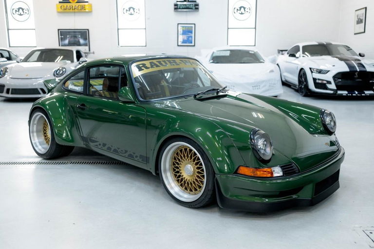 Porsche 911 by RWB