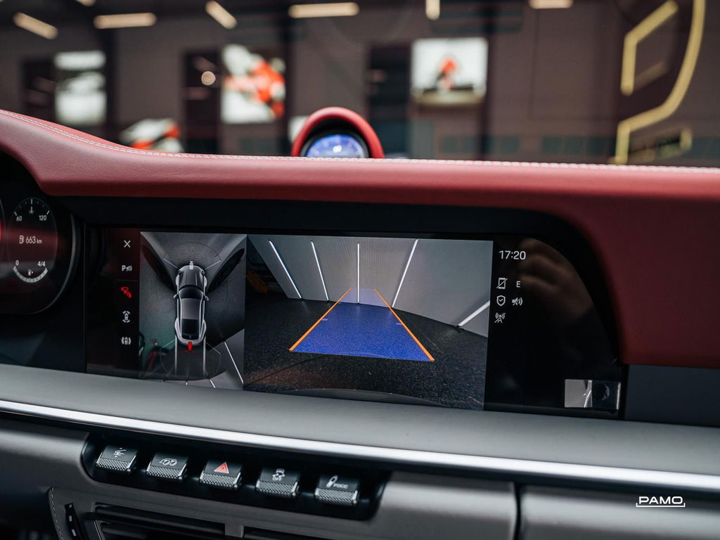 Porsche 992 Carrera GTS