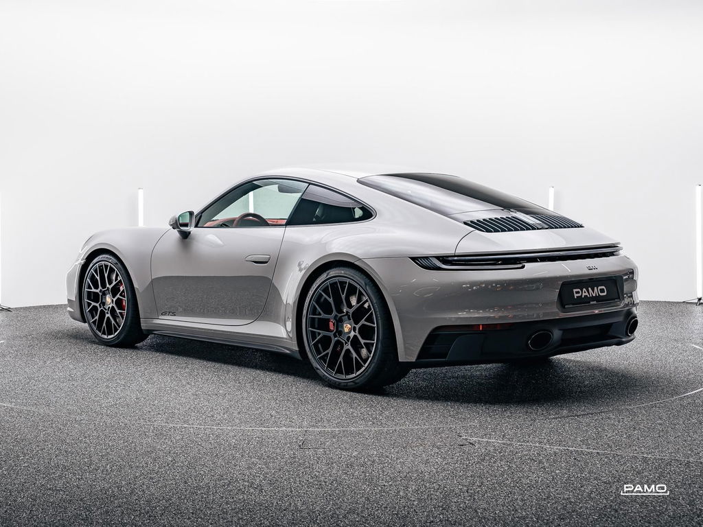 Porsche 992 Carrera GTS