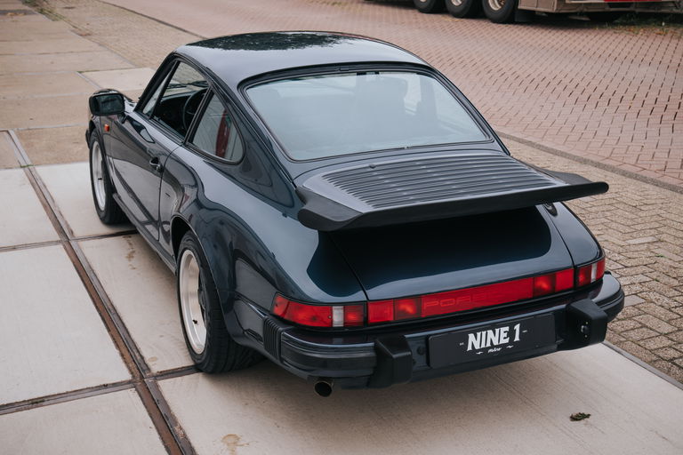 Porsche 911 Carrera 3.2