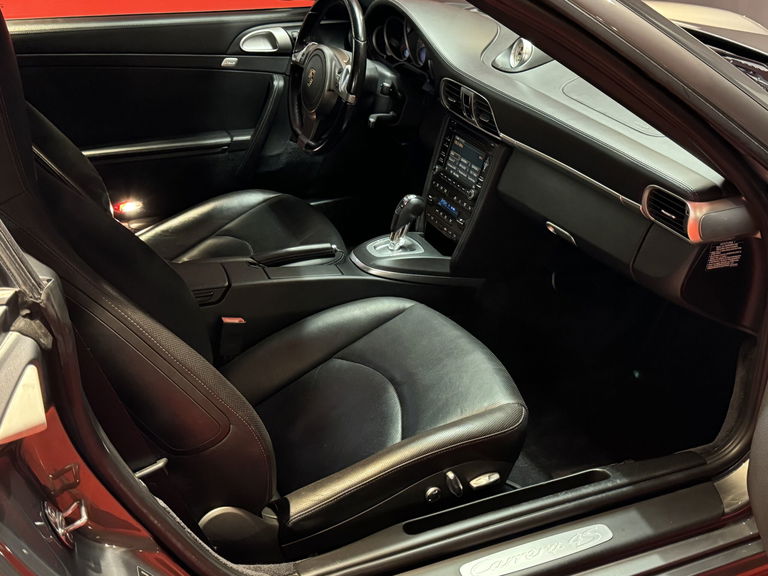 Porsche 997.2 Carrera 4S
