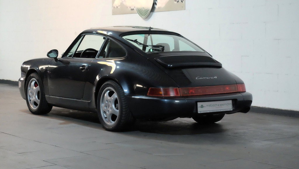 Porsche 964 Carrera 4