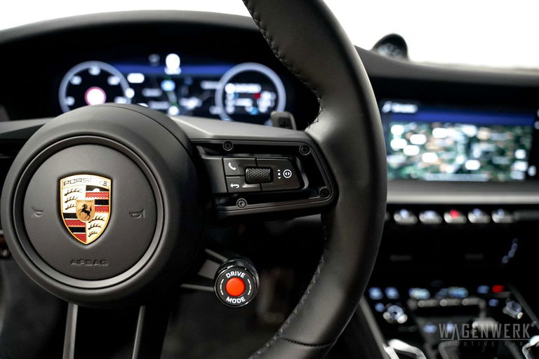 Porsche 992.2 Carrera