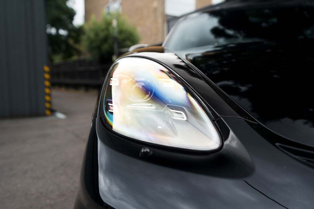 Porsche 718 Cayman GT4
