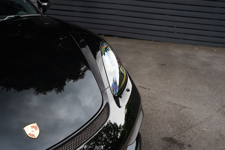 Porsche 718 Cayman GT4