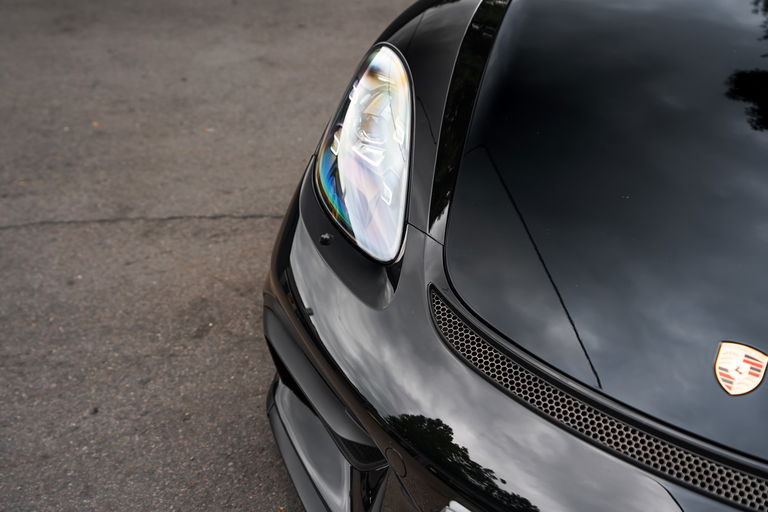 Porsche 718 Cayman GT4