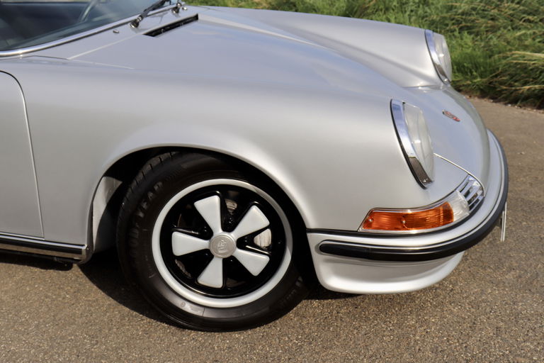 Porsche 911 S (F-Modell)