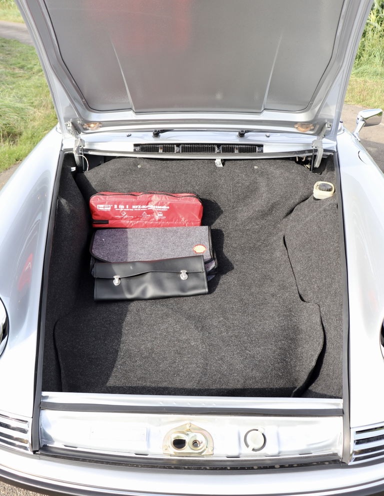 Porsche 911 S (F-Modell)