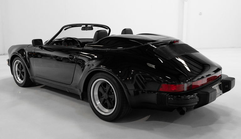 Porsche 911 Carrera 3.2 Speedster