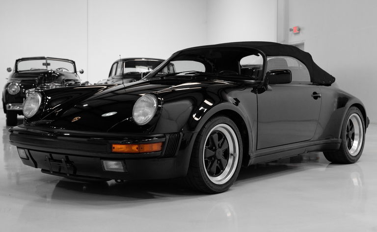 Porsche 911 Carrera 3.2 Speedster