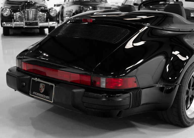 Porsche 911 Carrera 3.2 Speedster