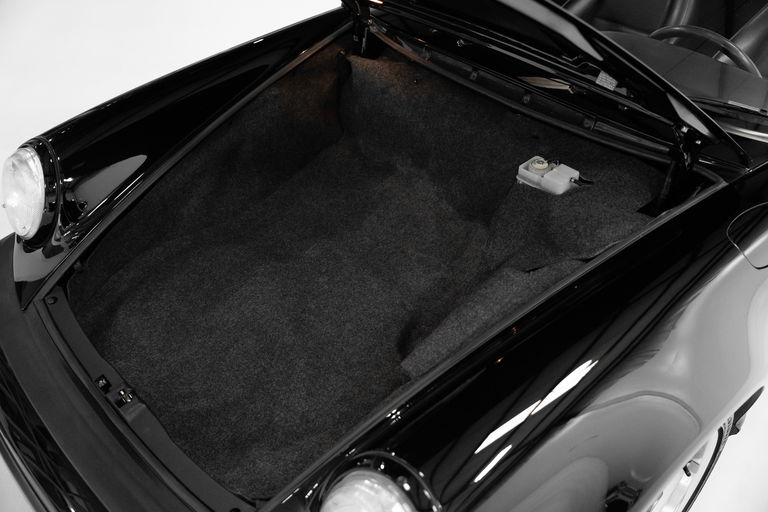 Porsche 911 Carrera 3.2 Speedster