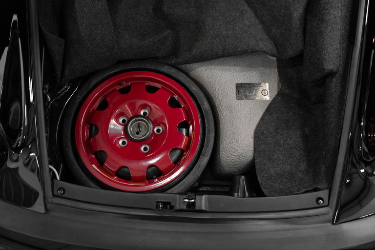 Porsche 911 Carrera 3.2 Speedster