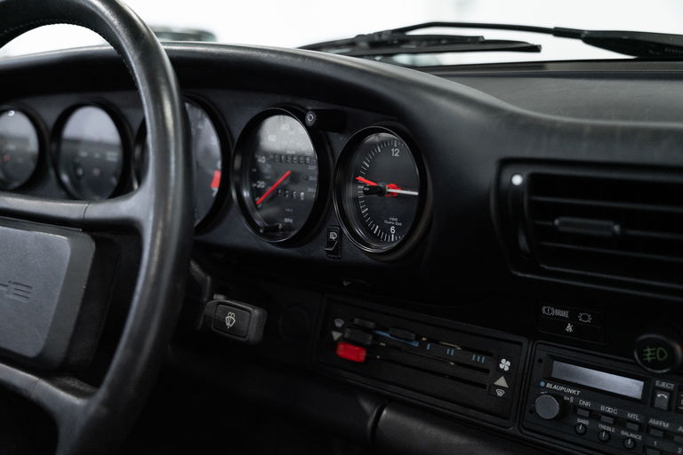 Porsche 911 Carrera 3.2 Speedster