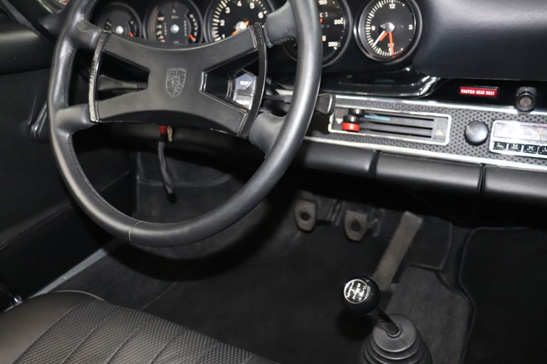 Porsche 911 S (F-Modell)