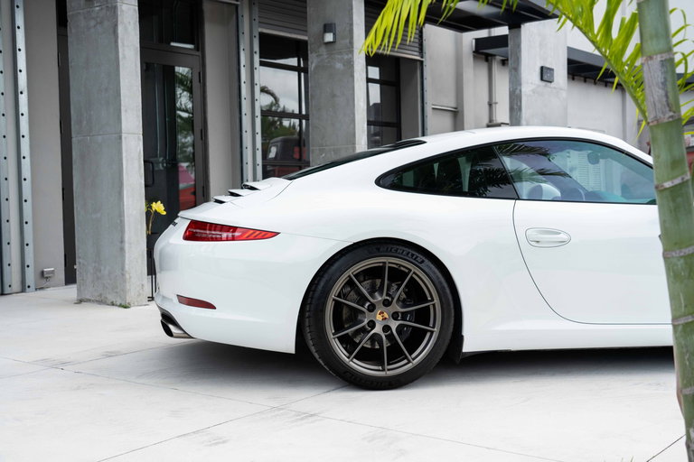 Porsche 991 Carrera