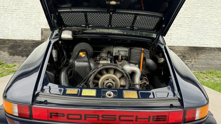 Porsche 911 Carrera 3.2