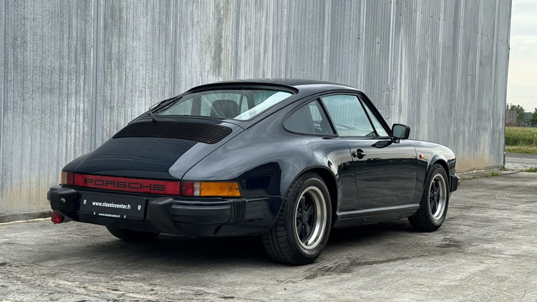 Porsche 911 Carrera 3.2