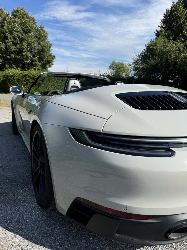 Porsche 992 Carrera GTS