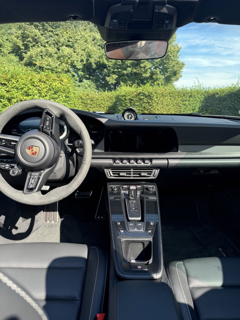 Porsche 992 Carrera GTS
