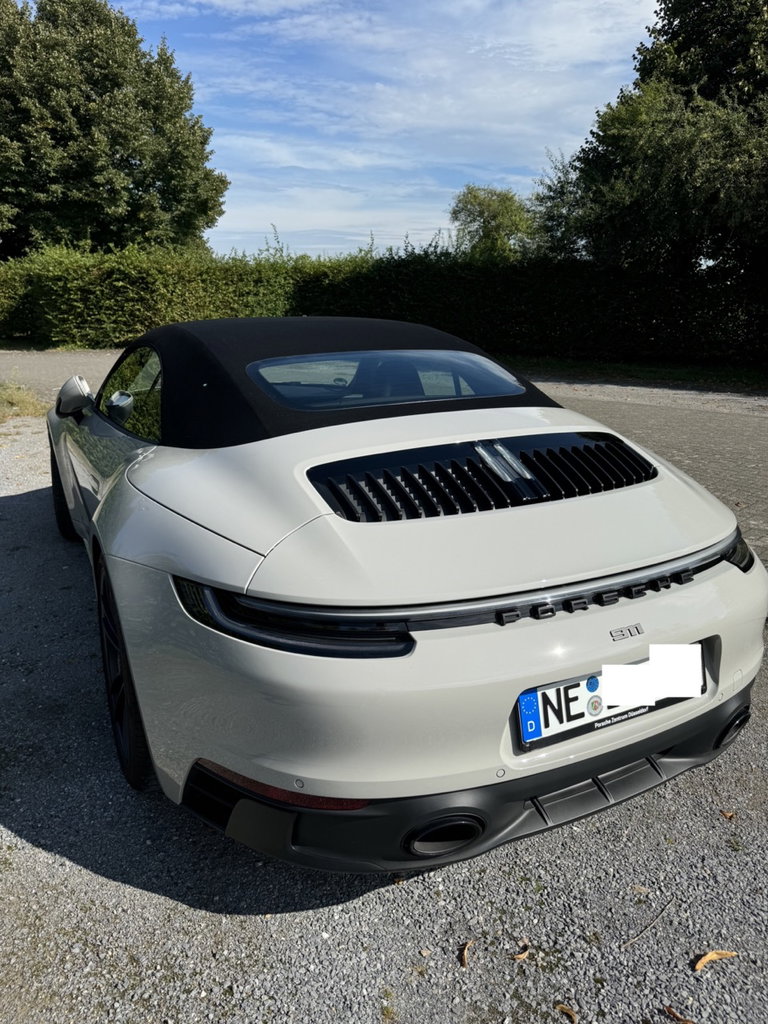 Porsche 992 Carrera GTS