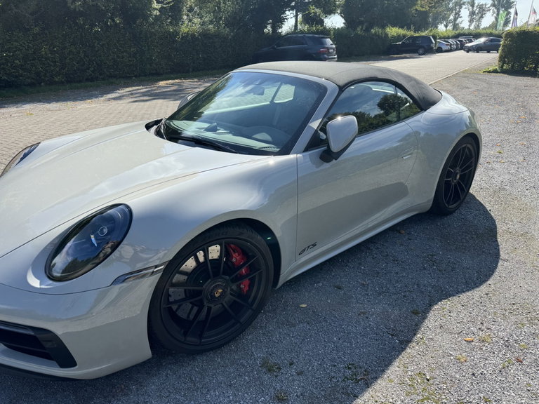 Porsche 992 Carrera GTS