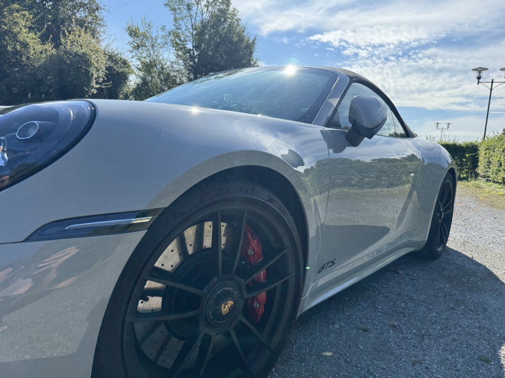 Porsche 992 Carrera GTS