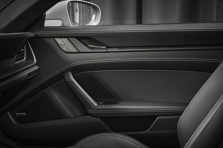 Porsche 992 GT3 Touring