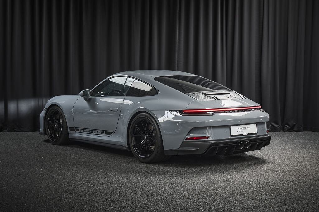 Porsche 992 GT3 Touring
