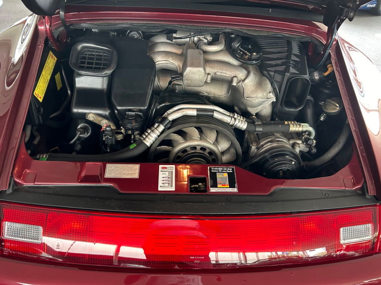 Porsche 993 Carrera 4