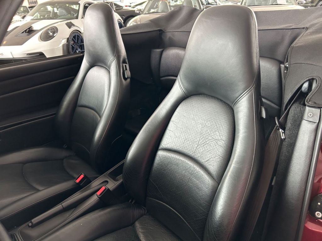 Porsche 993 Carrera 4