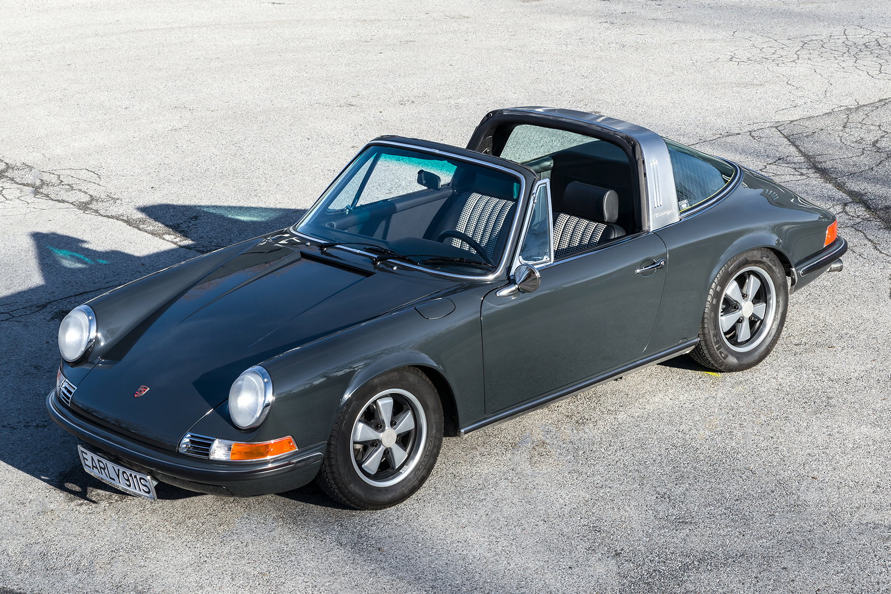 Porsche 911 S (F-Modell) 1971 - elferspot.com - Marketplace for