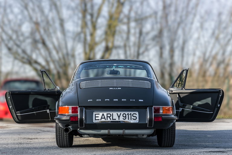 Porsche 911 S (F-Modell)