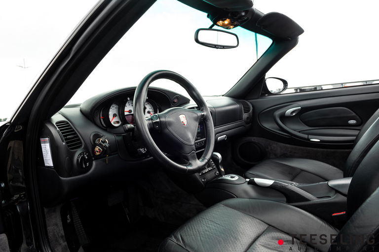 Porsche 996 Carrera 4S