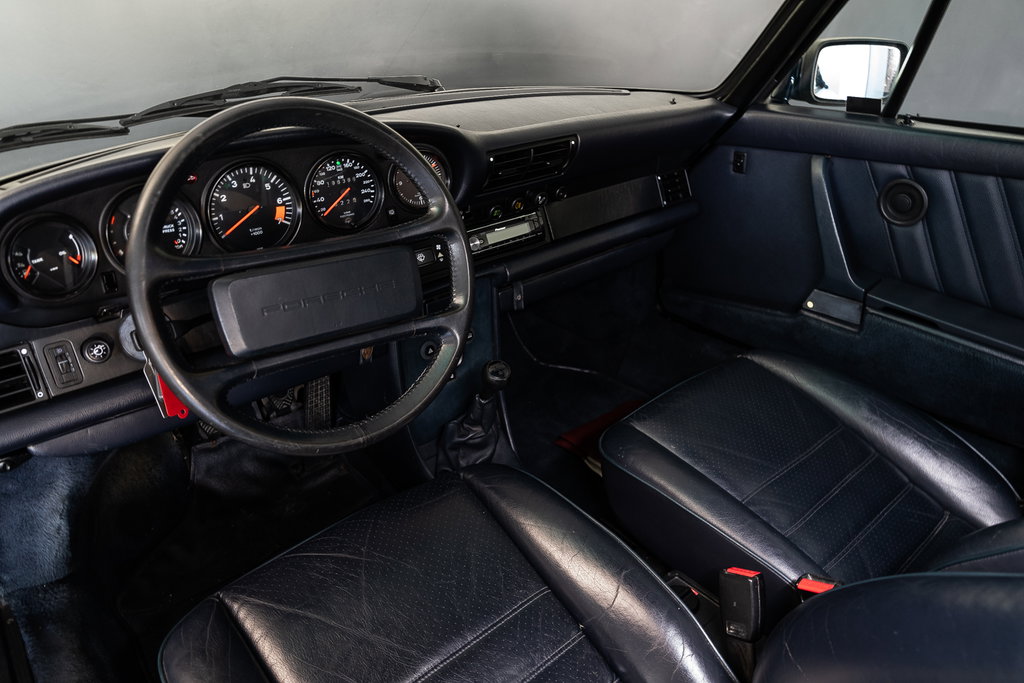 Porsche 911 Carrera 3.2
