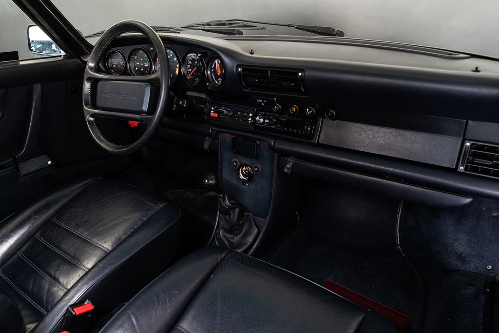 Porsche 911 Carrera 3.2