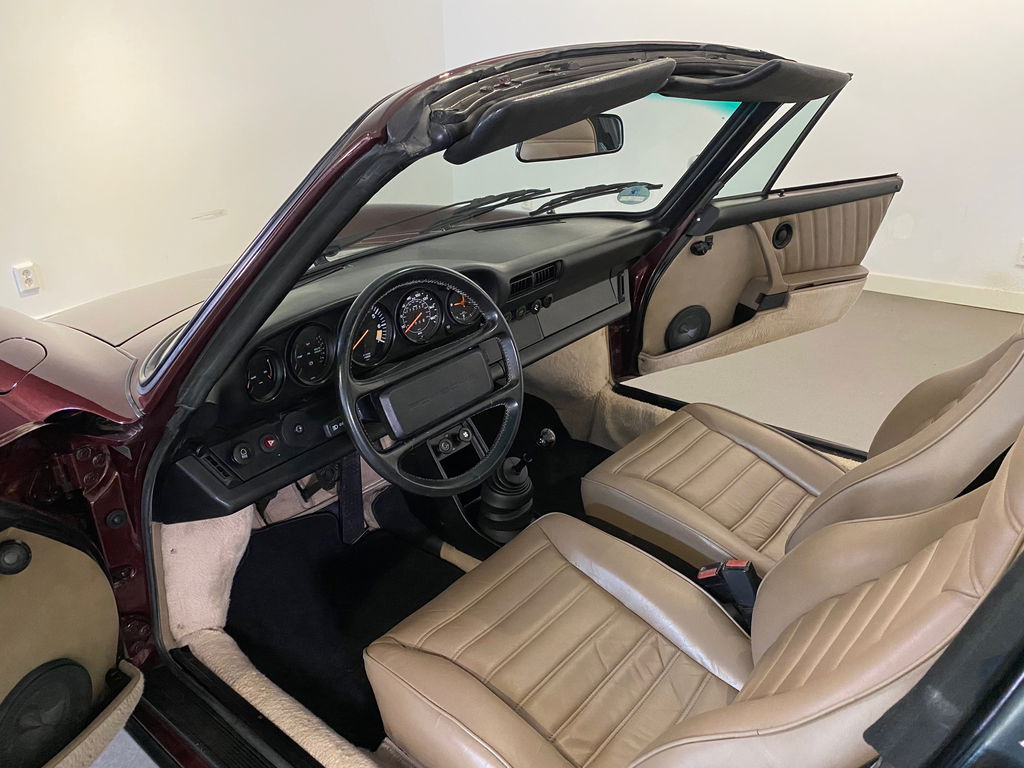 Porsche 911 Carrera 3.2