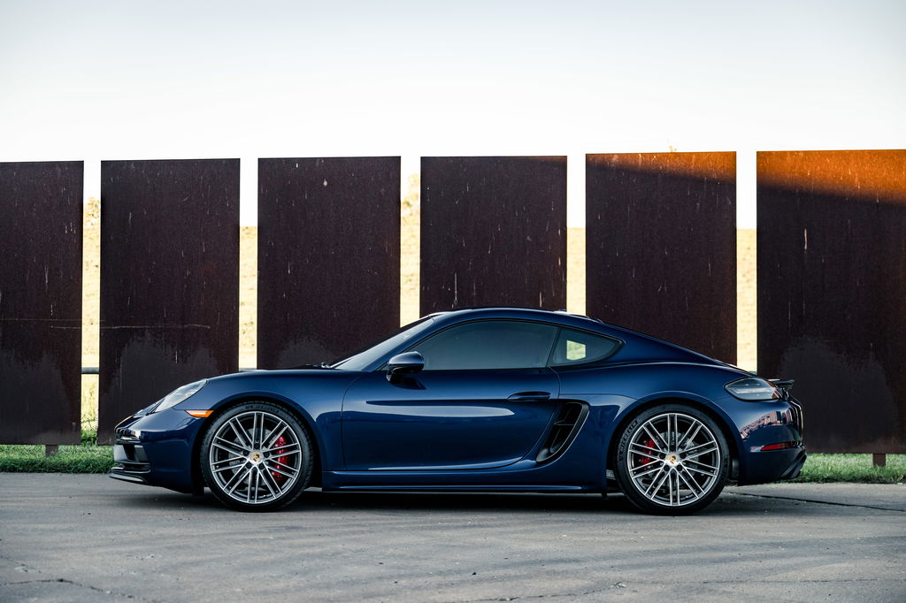 Porsche 718 Cayman GTS 4.0